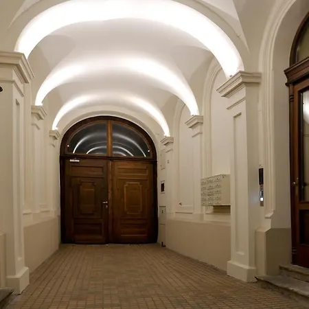 777 Apartaments Krakau Exterior foto