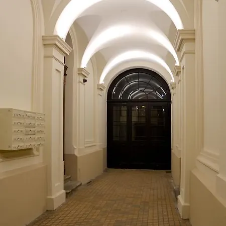 777 Apartaments Krakau Exterior foto