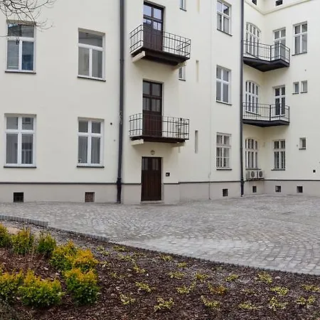 777 Apartaments Krakau Exterior foto